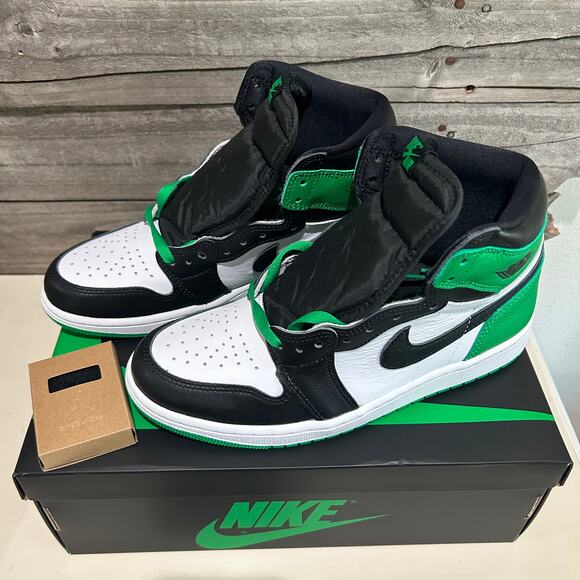 Nike Air Jordan 1 Retro High OG Black Lucky Green Men Sz 8.5 - Picture 1 of 16